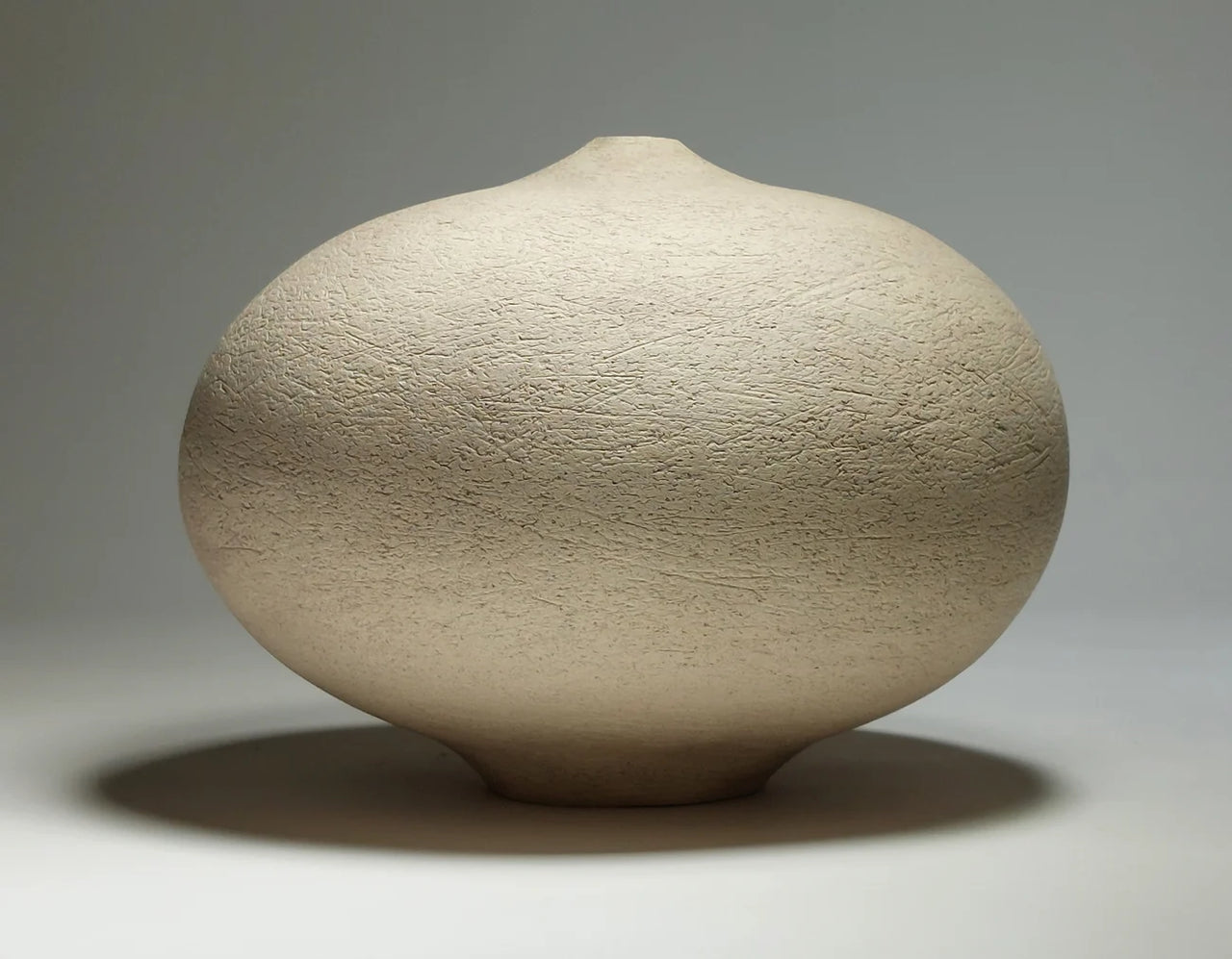 Small Sculptural Ceramic Vessel – Contemporary Form